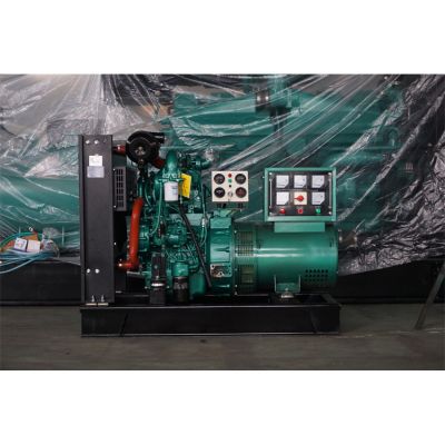 工廠直銷30KW柴油發電機，品牌有珀金斯、常柴、上柴楊動、東風康明斯等柴油發電機組。廠價直銷歡迎選購：13773399855。