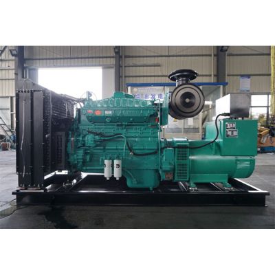 300kw重慶康明斯柴油發電機組-重慶康明斯6缸柴油機NTA855-G2A柴油發電機組,缸徑/行程：140/152mm,柴油發電機組水冷發動機功率375KW,柴油發電機組配套馬拉松斯坦福發電機。廠價直銷歡迎選購：13773399855。
