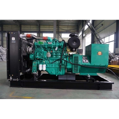 200KW玉柴柴油發電機組-玉柴6缸柴油機YCDV10D-300,柴油發電機組缸徑/行程：126/135mm,柴油發電機組水冷發動機功率220KW,柴油發電機組配套馬拉松斯坦福發電機。廠價直銷歡迎選購：13773399855。